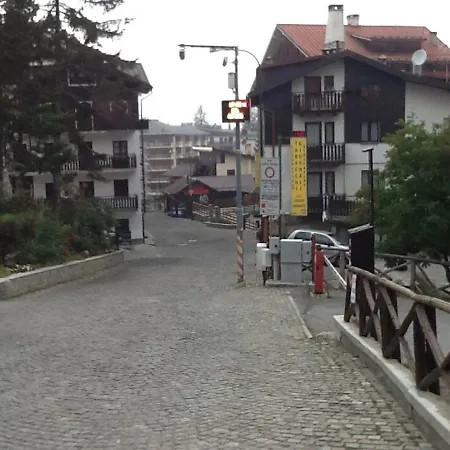 Sauze 50 Mt Piste Clotes Apartment *